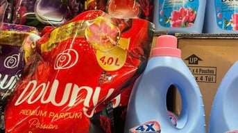 BÁCH HÓA CẦN GẤP NGƯỜI PHỤ KHO VÀ LAU CHÙI QUẦY KỆ 