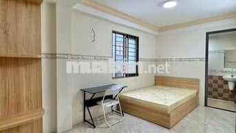 Studio của sổ trời, diện tích 20m2-  chợ Thủ Đức, đường Phạm Văn Đồng