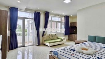 ảnh thật 100% Căn hộ full nội thất kế ngã Tư Phú Nhuận có ban công lớn