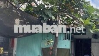 4.5 tỷ ngang 5 hẻm xe tải giá .  Kha van can 66/70 nhà cap 4 hbc TĐ