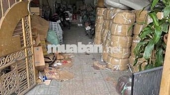 Cho thuê nhà thích hợp dạy học, kinh doanh buôn bán, làm kho chứa hang
