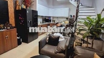 Bán nhà đẹp gần phố ngõ rộng thoáng mát Khâm Thiên Đống Đa