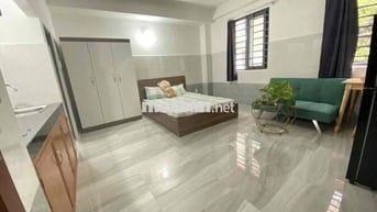 Studio- 30m2 - Full Nội Thất -Thang máy - Etown - Sân bay- Tân Bình