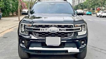 Everest 2023 Titanium 2.0L 4x2 AT - 40000km Giá TL