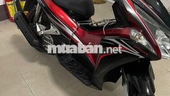 Honda Airblade đầu bò còn đẹp,máy êm