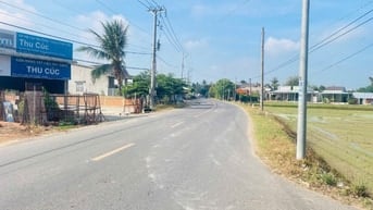 6x34 có thổ. đường bê tông thông. Gần cổng KCN. Hơn 500tr