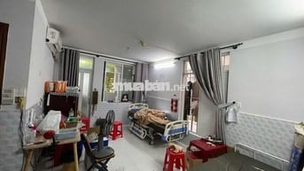 Chung cư newtone. Dtích 75 m2, pn 2, pk 1, wc 2, có sẳn 1 số nội thất