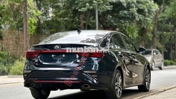 Kia cerato 2.0AT prenium 2021