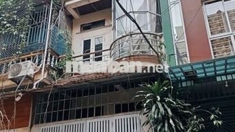 Nhà mặt đường Lê Hữu Trác khu Học Viện Quân Y Hà Đông