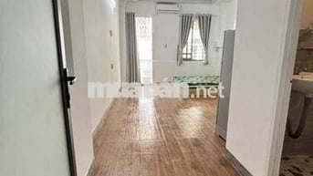 🔥STUDIO BAN CÔNG 40M2 Ở ĐƯỢC 3-4 NGƯỜI NGAY SÂN BAY