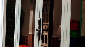 Nhà phố 1 trệt 1 lầu 3PN gần Phan Xích Long, thiết kế tối giản 6.8tỷ