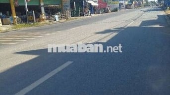 Bán căn nhà kinh doanh buôn bán tọa lạc tại hắc dịch
