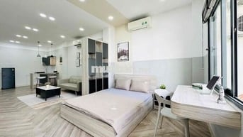 CĂN HỘ STUDIO BAN CÔNG CAO CẤP GẦN ETOWN CỘNG HOÀ, NHÀ GA T3.