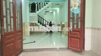 Cho thuê nhà Trung Mỹ Tây sau Lưng Coopmart Trung Chánh