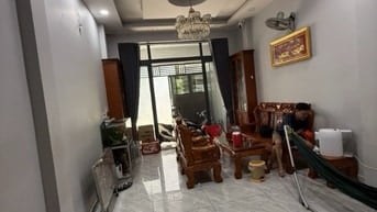 NHÀ ĐƯỜNG HUỲNH TẤN PHÁT, PHƯỜNG PHÚ THUẬN HẺM ÔTÔ 