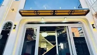 bán gấp nhà Giá 2,55 tỷ,Lạc long Quân ,p11,tân bình nhà mới 48m2
