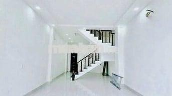 Vỡ nợ tôi bán gấp nhà 1T1L 63, 9m2 Lâm Văn Bền Q7 Gía 1,29 tỷ SHR