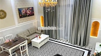 XÔ VIẾT NGHỆ TĨNH-GIÁP Q1-43M2-2T-NGANG 5 NỞ HẬU 9.5M-3PN-3WC.CHỈ 4TY6