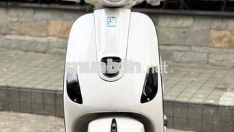 PIAGGIO VESPA 125IE TRẮNG CHÍNH CHỦ GIÁO VIÊN