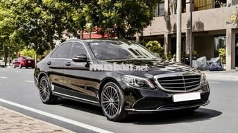 Mercedes C200 Exclusive 2019 - sang trọng lịch lãm