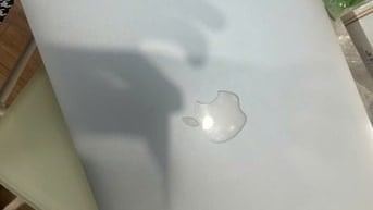 Cần bán nhanh macbook pro cho ai có nhu cầu