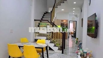 Bán nhà Phú Nhuận, hẻm xe hơi, 85m2, 4 Tầng 5PN, Phan Đăng Lưu, 8.x tỷ