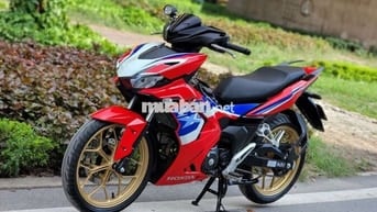 Do nhu cầu cần đổi xe nên cần bán