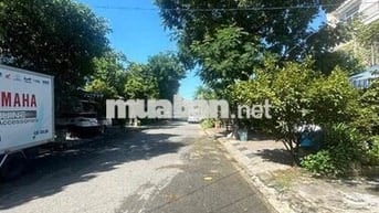 Chính chủ gửi bán lô đất mặt tiền Lê Duy Lương