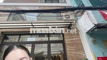Siêu phẩm HXH cách 2 căn ra MT Nguyễn đình chiểu Q3