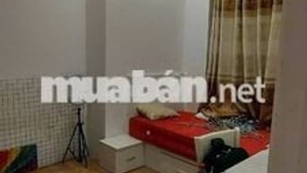 CHO THUÊ Ở LIỀN CC 8X ĐẦM SEN 2PN NHÀ TRỐNG 8TR/THANG