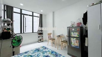Căn Hộ Dịch Vụ mặt tiền Thích Quảng Đức, Phú Nhuận
