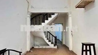 BÁN GẤP - TRƯƠNG ĐỊNH - Ô TÔ ĐỖ CỬA - KINH DOANH - DIỆN TÍCH RỘNG