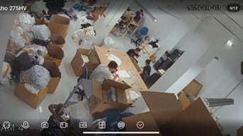 Cần tuyển nam nhân viên kho quần áo làm việc tại Hiền Vương, Tân Phú