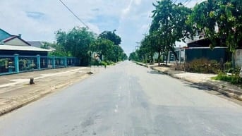 ĐẤT THỔ CƯ 5X 26,6 M2 ĐƯỜNG XE HƠI. QUỐC LỘ 50. XÃ TÂN ÂN. H. CẦN ĐƯỚC