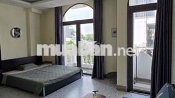 Căn hộ rộng 30m2, bancol, sát bên Ecogreen, cầu Tân Thuận, KCX, quận 4