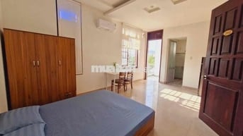 CHO THUÊ CĂN HỘ BAN CÔNG GẦN CẦU NGUYỄN VĂN CỪ NGAY KDC TRUNG SƠN