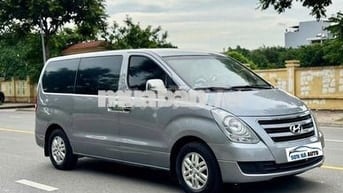 Hyundai Grand Starex 2017 2.4 MT