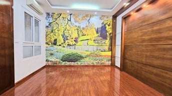 BÁN NHÀ PHẠM TUẤN TÀI – SIÊU PHẨM PHÂN LÔ – 3 LÀN Ô TÔ – VỈA HÈ 5M