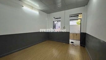 Cho Thuê Nhà Nguyên Căn Hẻm 5/99 Nơ Trang Long. Giá 8Tr