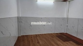 Cho Thuê Nhà hẻm xe hơi Dương Quảng Hàm, sát Phạm Huy Thông