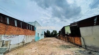 Bán đất dt : 266m2 ngay tại Tân phú Trung - Giá chỉ 915tr