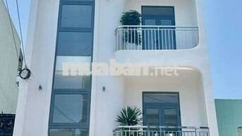 Chủ mới ký gởi công ty để trả nợ