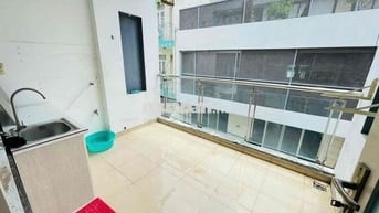 CHÍNH CHỦ TRỐNG 2PN BAN CÔNG NGUYÊN TẦNG 50m2 FULL NỘI THẤT CHỈ 8trx