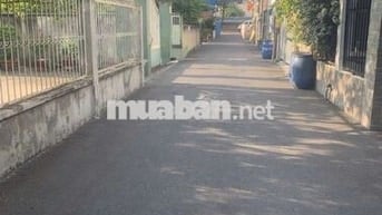Nhà giá rẻ Đông hòa, nhà rẻ ở dĩ an. Nhà 1 lầu 1 trệt. Diện tích 150m