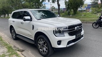 Ford Everest 2023 Titanium+ 2.0 AT 4x4 - 35000 km