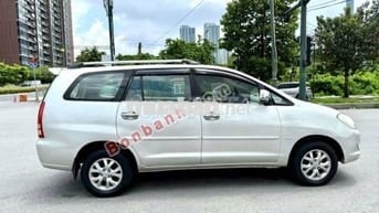 Toyota Innova G 2006