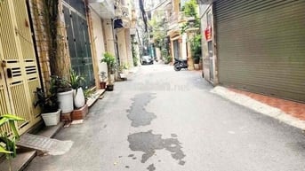 6.4 tỷ - 54m2 , OTO 15M, 2 MẶT THOÁNG, NGUYỄN VĂN CỪ TRUNG TÂM LONG BI