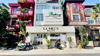 Siêu tốt! Bán nhà mặt tiền 12x10m 5 tầng Huỳnh Văn Bánh HĐ 90tr giá 32