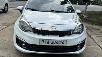 Kia Rio 2016 1.4 AT Sedan - 120000 km