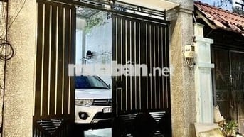 NHÀ 2 LẦU GIÁ 5,8 TỶ TÂN THỚI NHẤT 5 HXH THÔNG VỚI QL1A PHAN VĂN HỚN